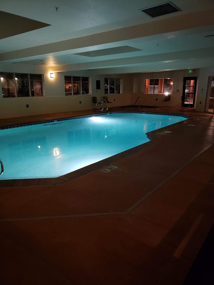 Best Western Snowcap Lodge Cle Elum Exterior photo